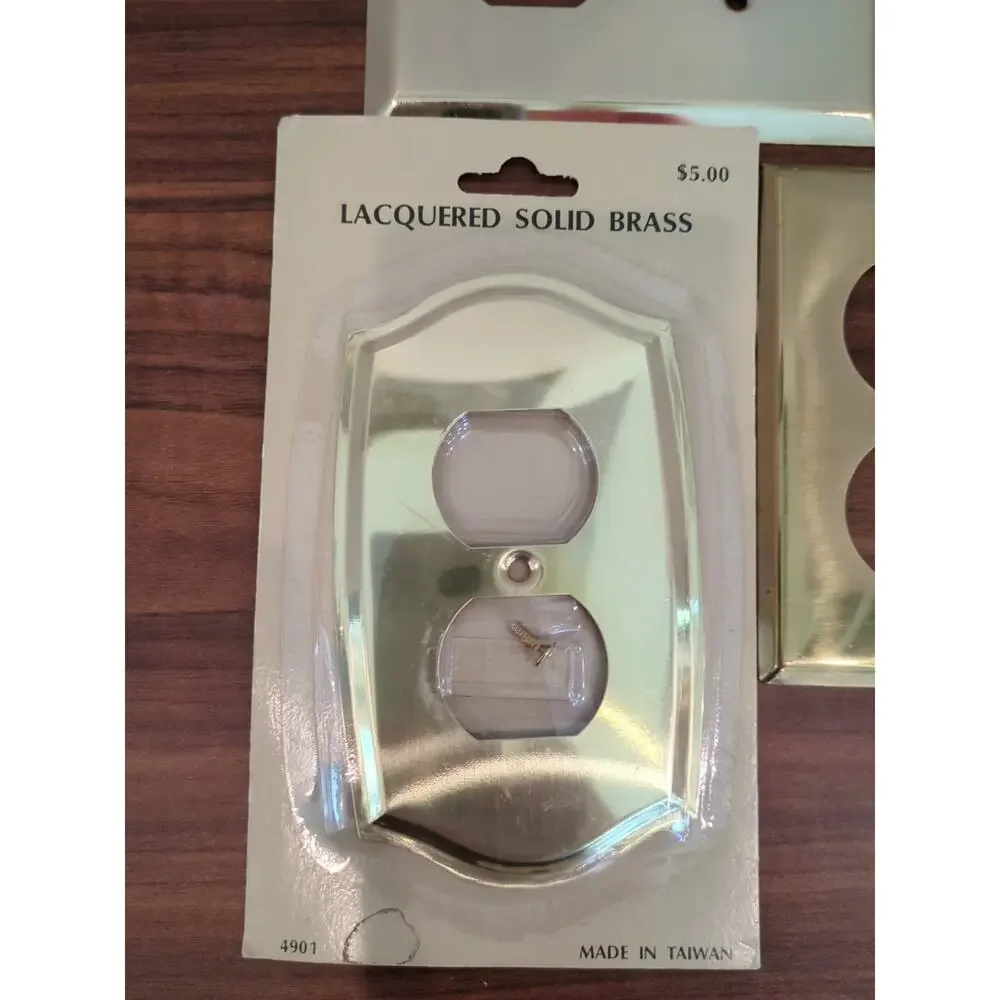 Vintage Solid Brass Wall Switch Outlet Covers Plates Lot Lot 3 One New In Pack. - Picture 3 of 5
